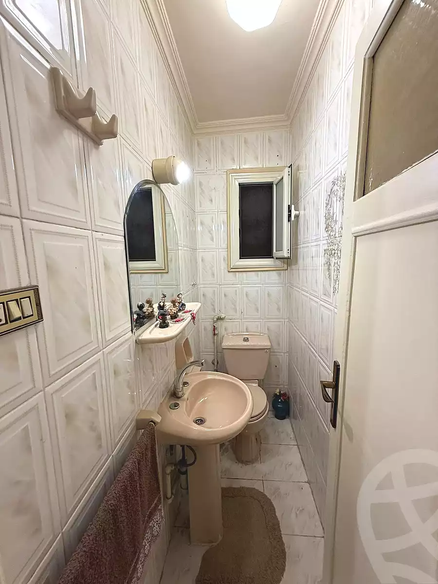 https://aqarmap.com.eg/ar/listing/6638607-for-sale-alexandria-sydy-bshr-sydy-bshr-bhry-shr-mhmwd-l-yswy