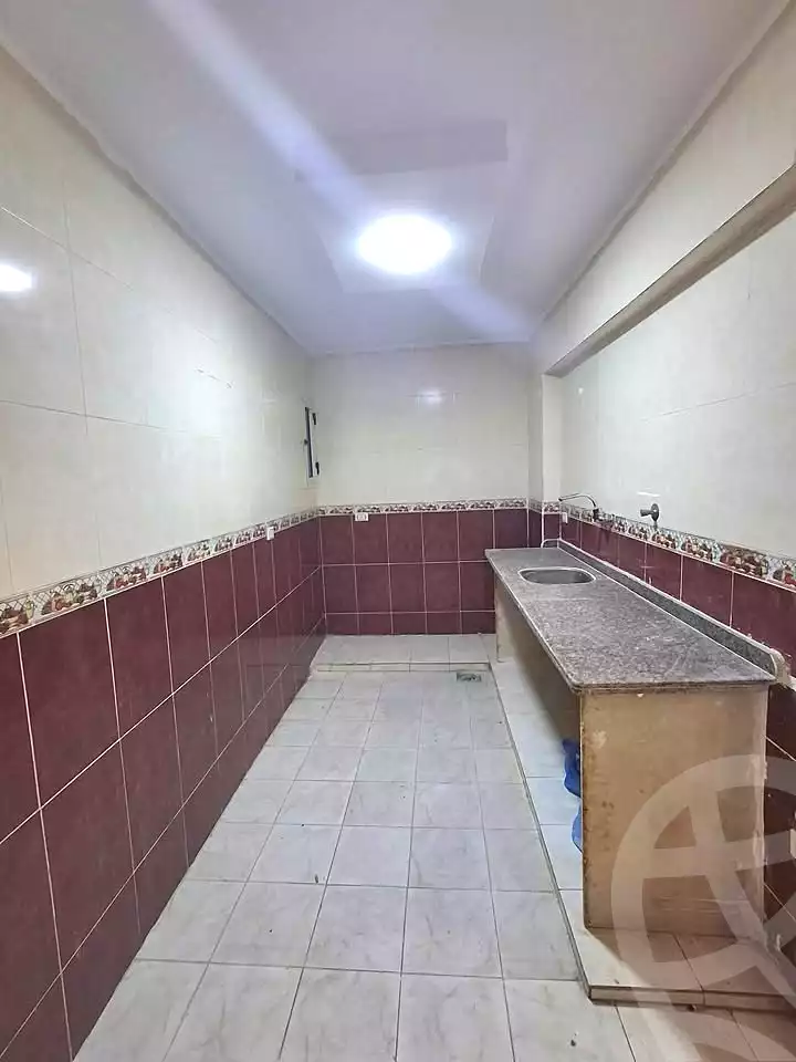 https://aqarmap.com.eg/ar/listing/6640633-for-sale-alexandria-l-jmy-lbytsh-el-hanafeya-st
