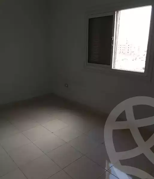 https://aqarmap.com.eg/ar/listing/6640809-for-rent-cairo-mokattam-lhdb-l-ly-shareaa-9