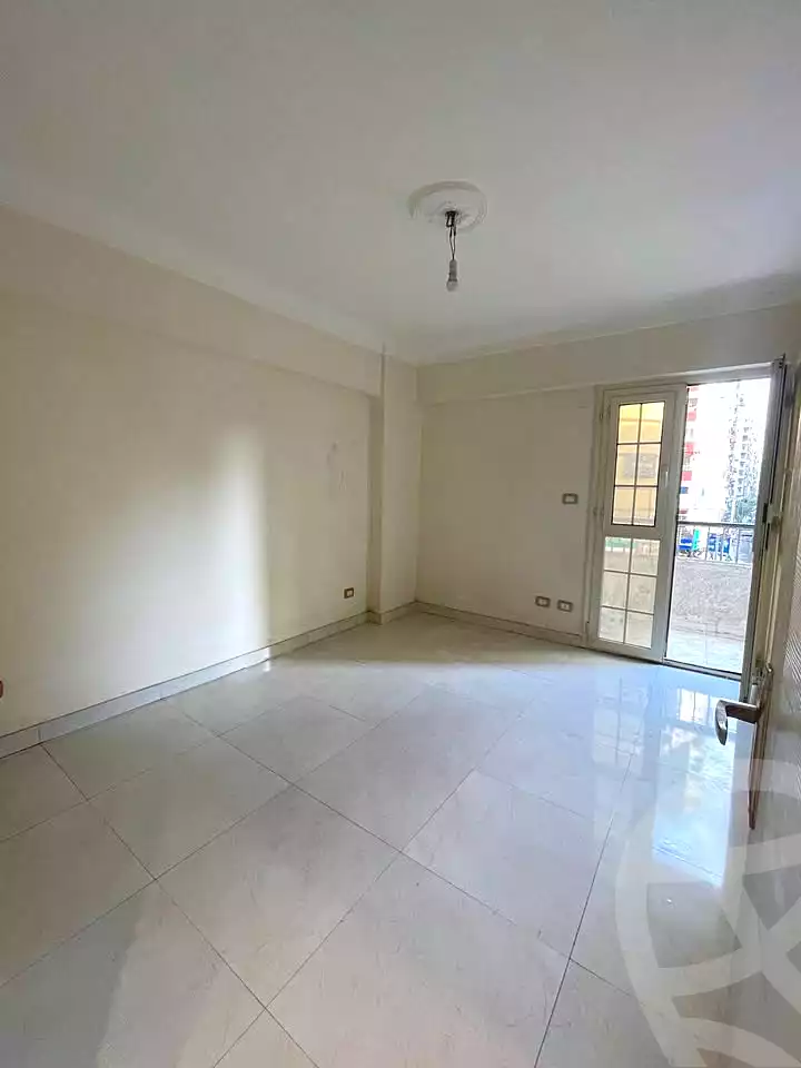 https://aqarmap.com.eg/ar/listing/6641266-for-rent-alexandria-sydy-bshr-sydy-bshr-bhry-shr-mhmd-njyb
