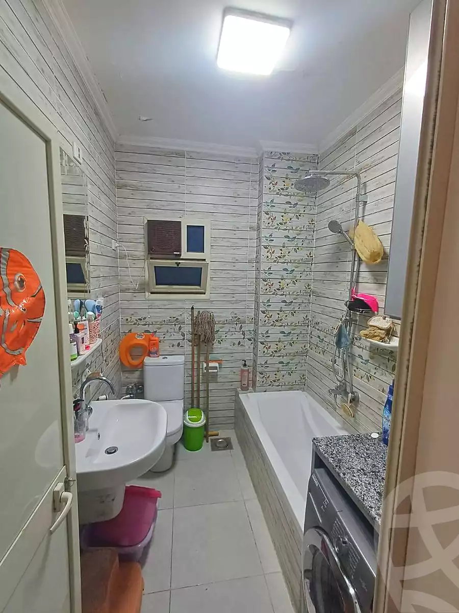 https://aqarmap.com.eg/en/listing/6641922-for-sale-cairo-helwan-helwan-el-sharkeya-saleh-sobhy-st