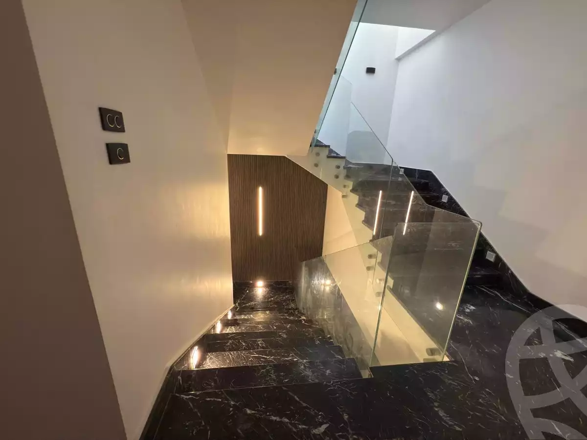 https://aqarmap.com.eg/ar/listing/6642729-for-sale-cairo-el-sheikh-zayed-city-lshykh-zyd-ljdyd-evergreen-compound-pyramids