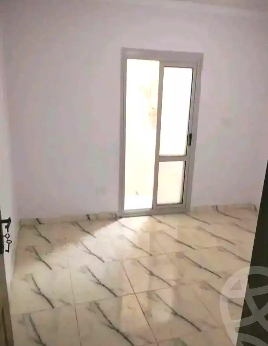 https://aqarmap.com.eg/ar/listing/6643006-for-sale-alexandria-sydy-bshr-sydy-bshr-bhry-gamal-abd-el-nasir-st