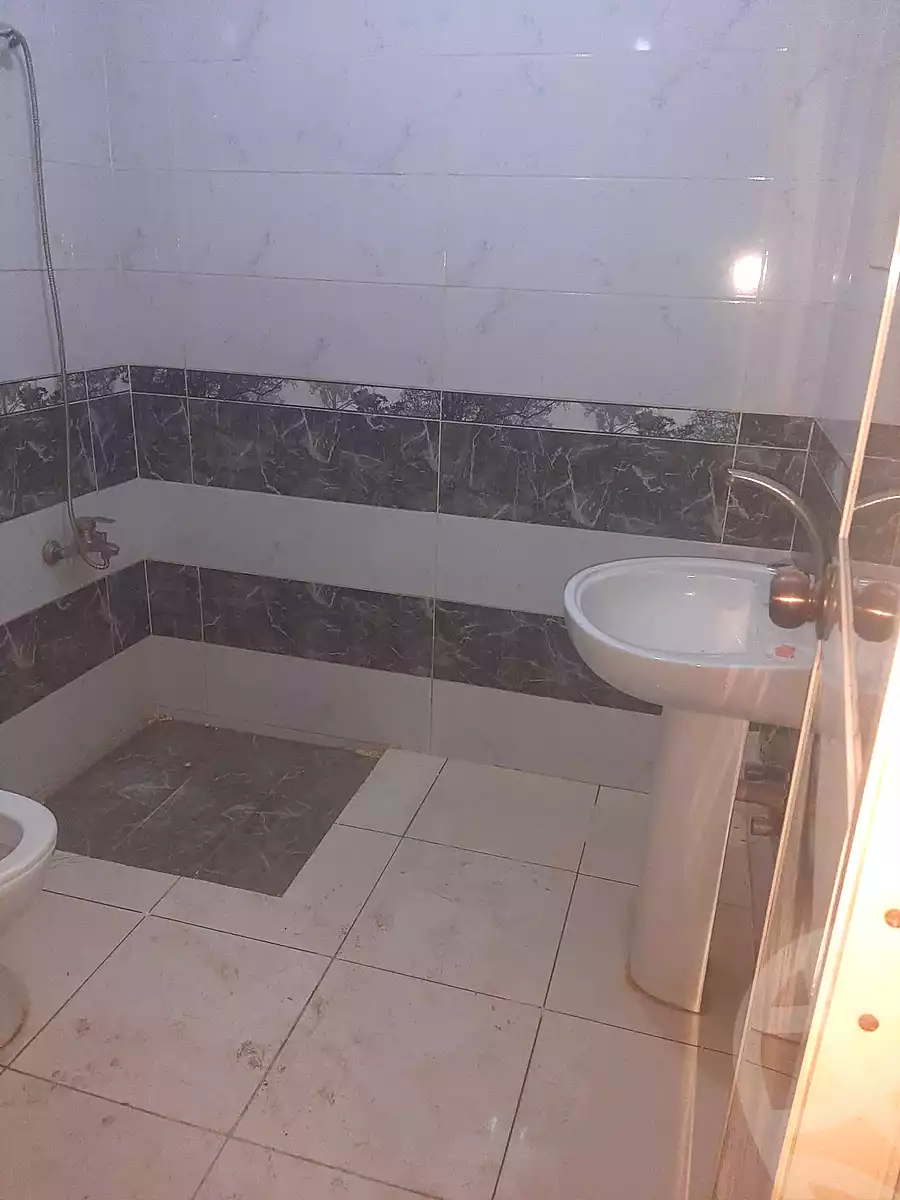 https://aqarmap.com.eg/ar/listing/6643283-for-rent-cairo-bashtil