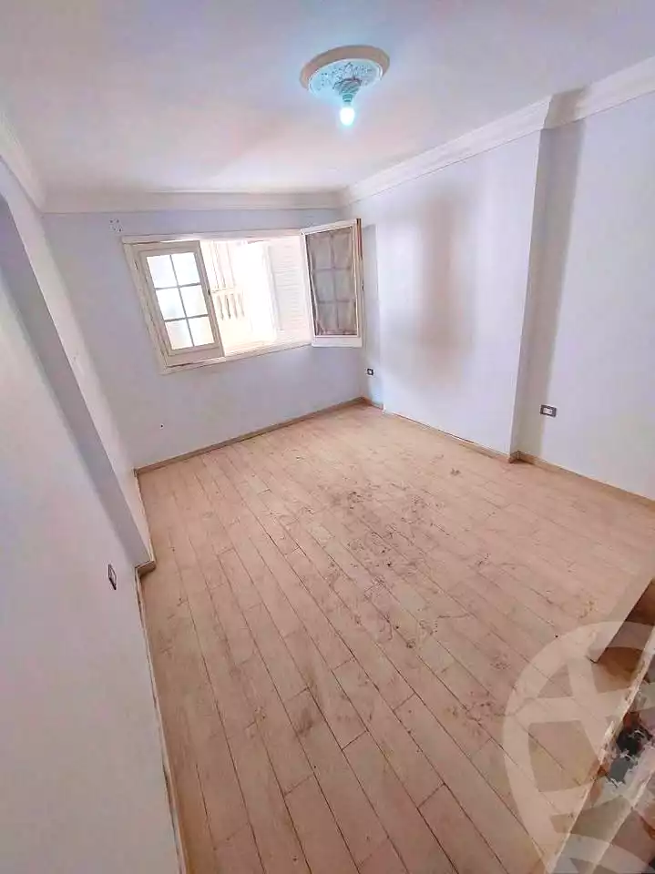 https://aqarmap.com.eg/ar/listing/6643503-for-sale-alexandria-sydy-bshr-sydy-bshr-bhry-ali-hipa-st