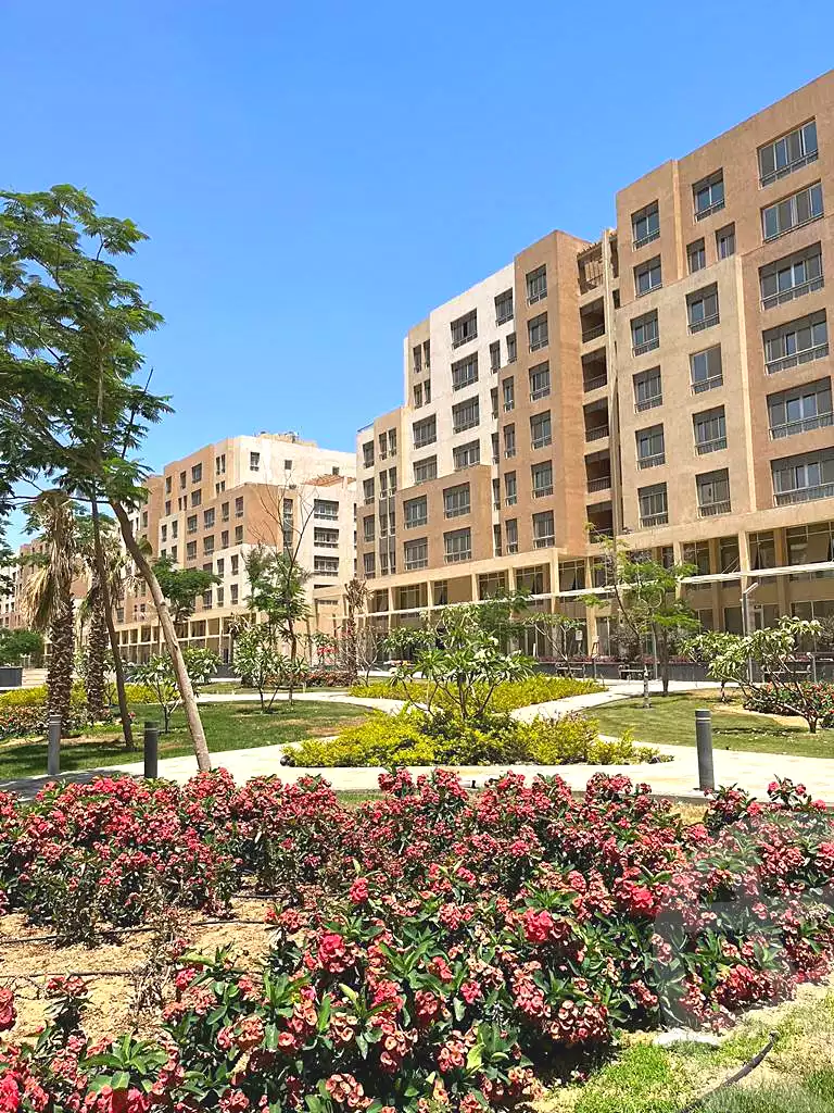 https://aqarmap.com.eg/ar/listing/6643686-for-sale-cairo-new-administrative-capital-r3-mamsha-almaqsad
