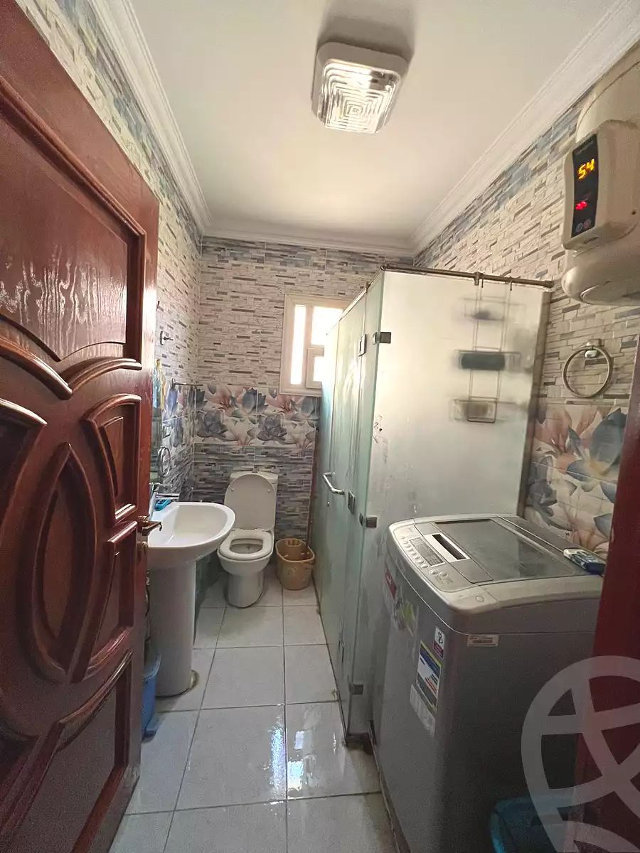 https://aqarmap.com.eg/ar/listing/6644008-for-sale-cairo-6th-of-october-el-ahyaa-neighborhood-3rd-al-hay-al-thalith-st