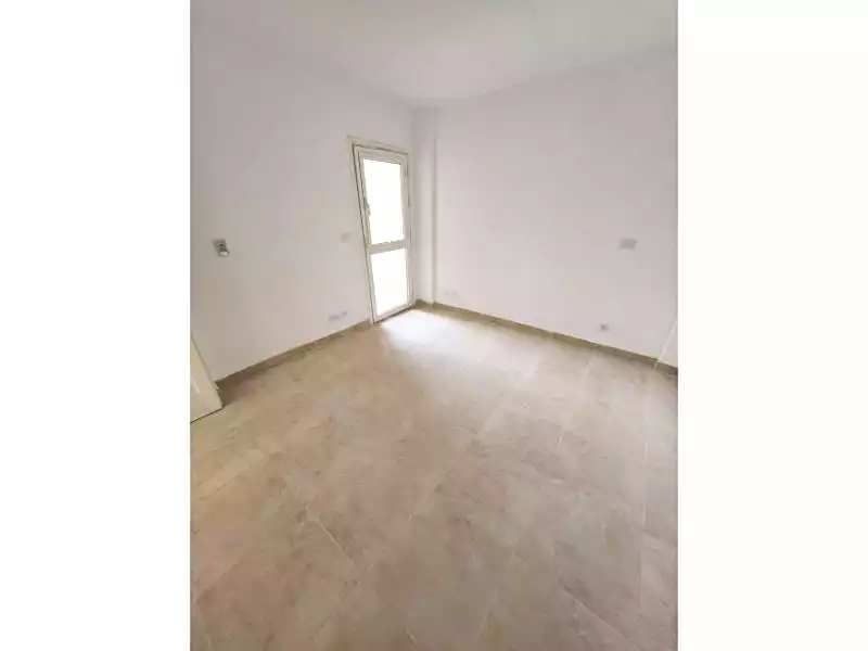 https://aqarmap.com.eg/ar/listing/6644048-for-sale-cairo-new-cairo-madinaty-twelfth-zone-buildings-madinaty-b-12