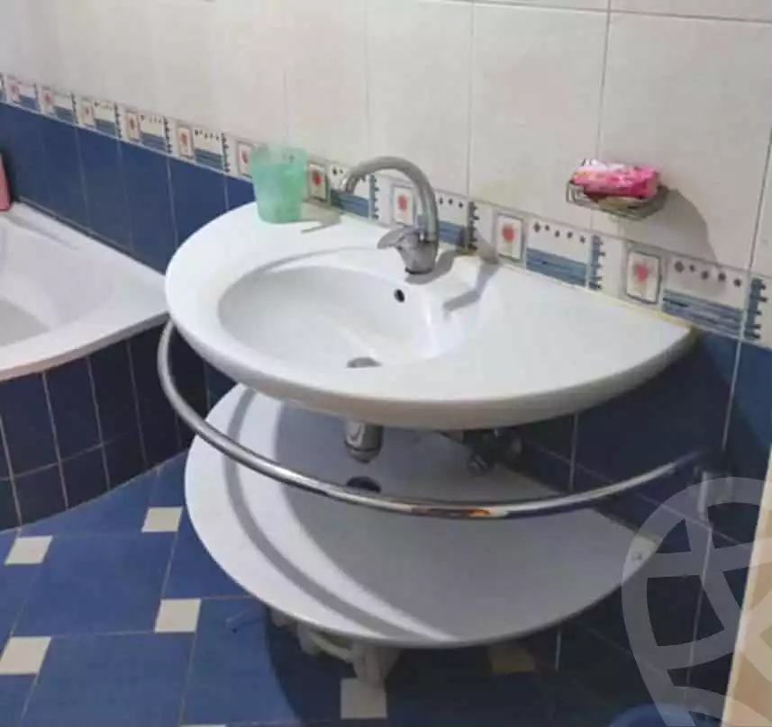 https://aqarmap.com.eg/en/listing/6644605-for-sale-cairo-shoubra-rod-el-farag-abou-el-farag-st