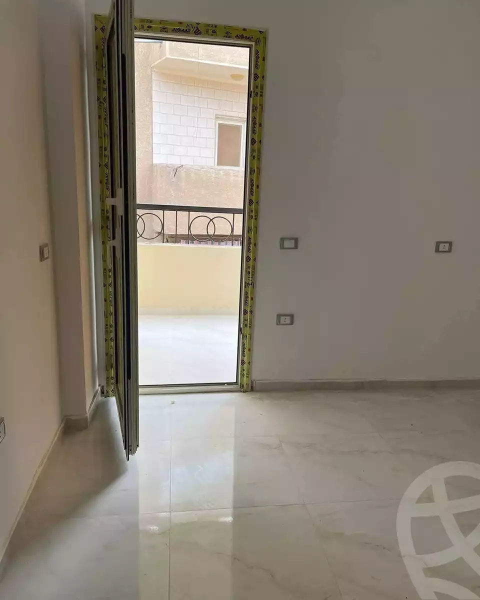 https://aqarmap.com.eg/ar/listing/6644836-for-rent-cairo-mokattam-lhdb-l-ly