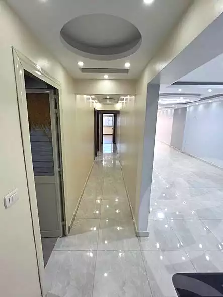 https://aqarmap.com.eg/ar/listing/6645092-for-rent-cairo-helwan-mostafa-fahmy-st