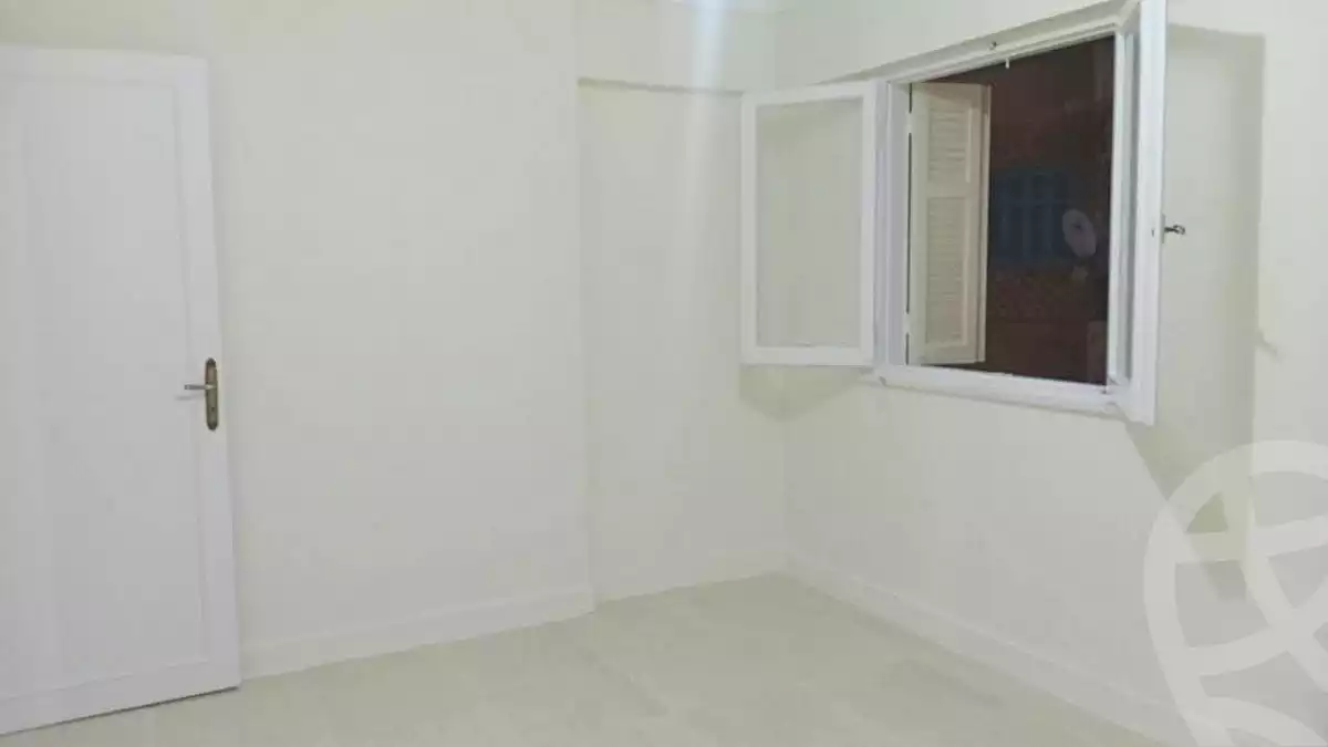 https://aqarmap.com.eg/ar/listing/6645282-for-sale-alexandria-el-asafra-l-sfr-bhry