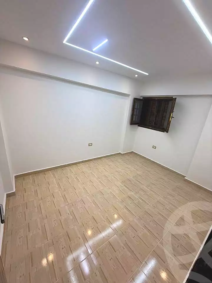 https://aqarmap.com.eg/en/listing/6645634-for-sale-alexandria-lsywf-el-falki