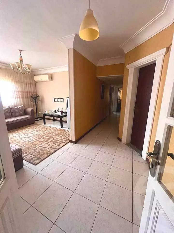 https://aqarmap.com.eg/en/listing/6645852-for-sale-cairo-heliopolis-ard-el-golf-nabil-el-wakkad