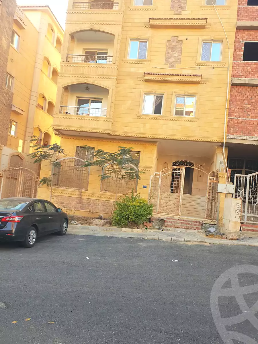 https://aqarmap.com.eg/ar/listing/6646154-for-sale-cairo-new-cairo-mohammed-nagib-axis-st