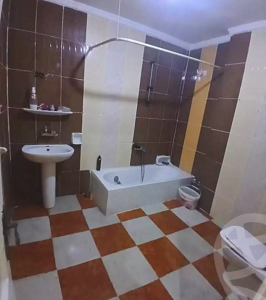 https://aqarmap.com.eg/en/listing/6646851-for-sale-alexandria-el-mandara-alex-el-mandara-bahri-sidi-kamal-st