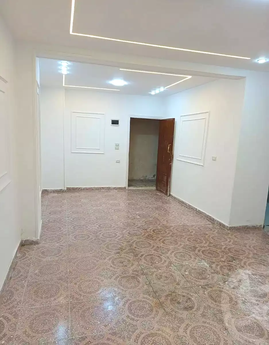 https://aqarmap.com.eg/ar/listing/6646867-for-sale-alexandria-l-jmy-lbytsh-ibrahim-othman-st