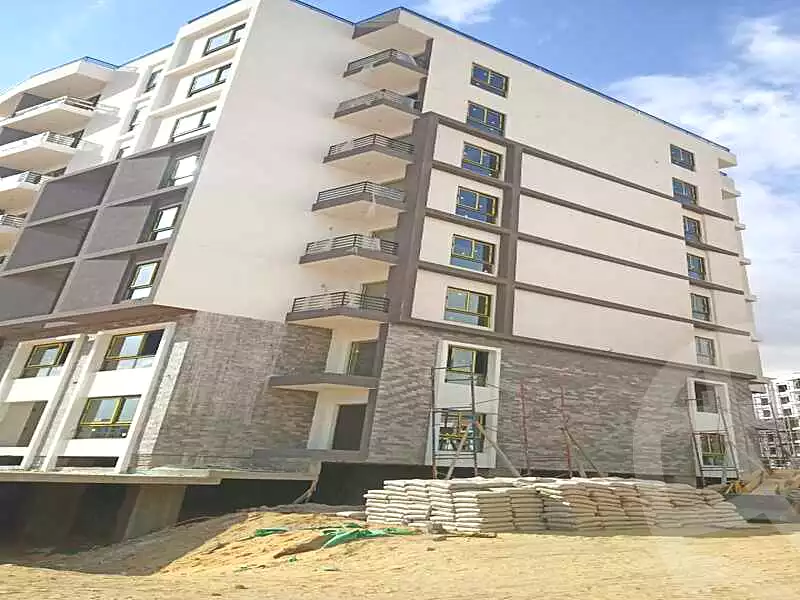 https://aqarmap.com.eg/en/listing/6646986-for-sale-cairo-new-administrative-capital-r7-green-avenue
