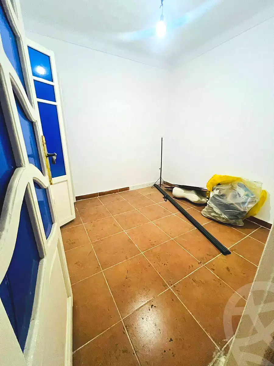 https://aqarmap.com.eg/ar/listing/6647638-for-rent-alexandria-sydy-bshr-sydy-bshr-bhry-shr-mhmwd-l-yswy