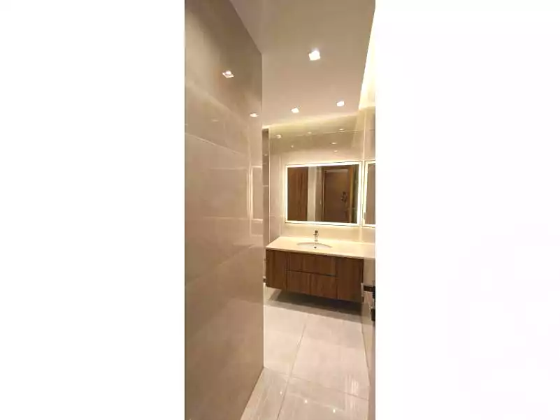 https://aqarmap.com.eg/ar/listing/6647887-for-rent-cairo-new-cairo-compounds-lake-view