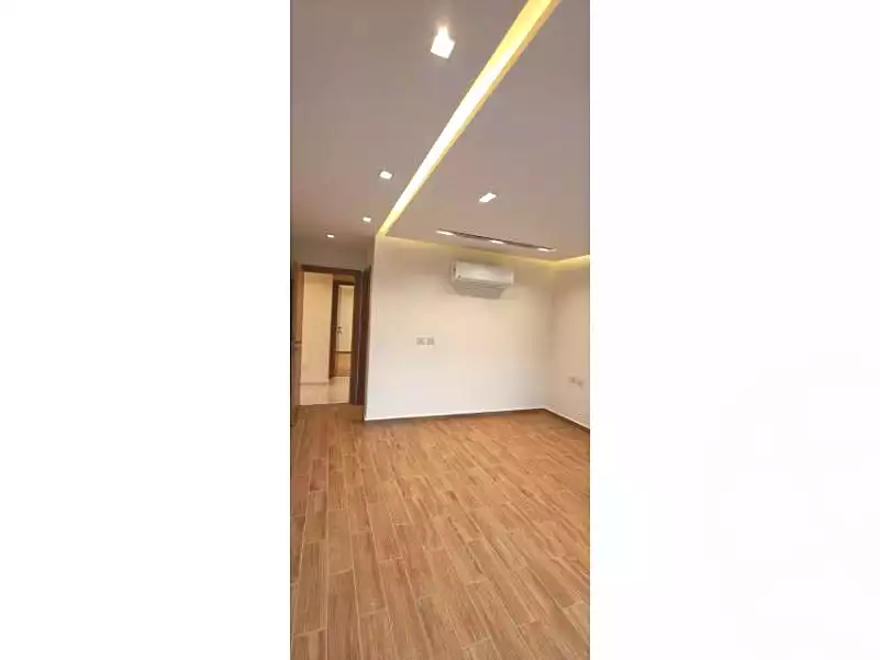 https://aqarmap.com.eg/ar/listing/6647887-for-rent-cairo-new-cairo-compounds-lake-view