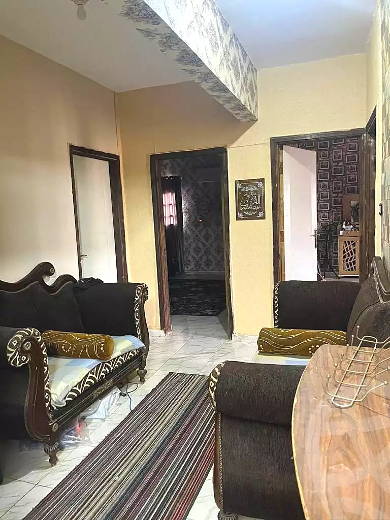https://aqarmap.com.eg/ar/listing/6648035-for-sale-cairo-6th-of-october-el-ahyaa-neighborhood-4th-district-no-7