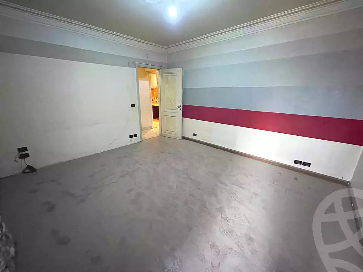 https://aqarmap.com.eg/ar/listing/6648417-for-sale-cairo-el-mohandesen-abd-el-moneam-riad-st