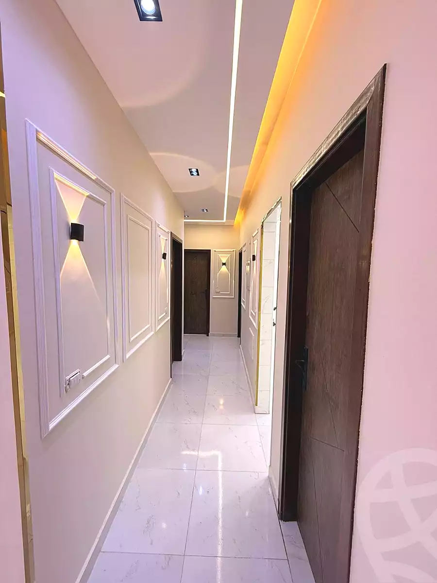 https://aqarmap.com.eg/ar/listing/6648644-for-sale-cairo-6th-of-october-el-tawsaat-el-shamalya-hy-2000-qt