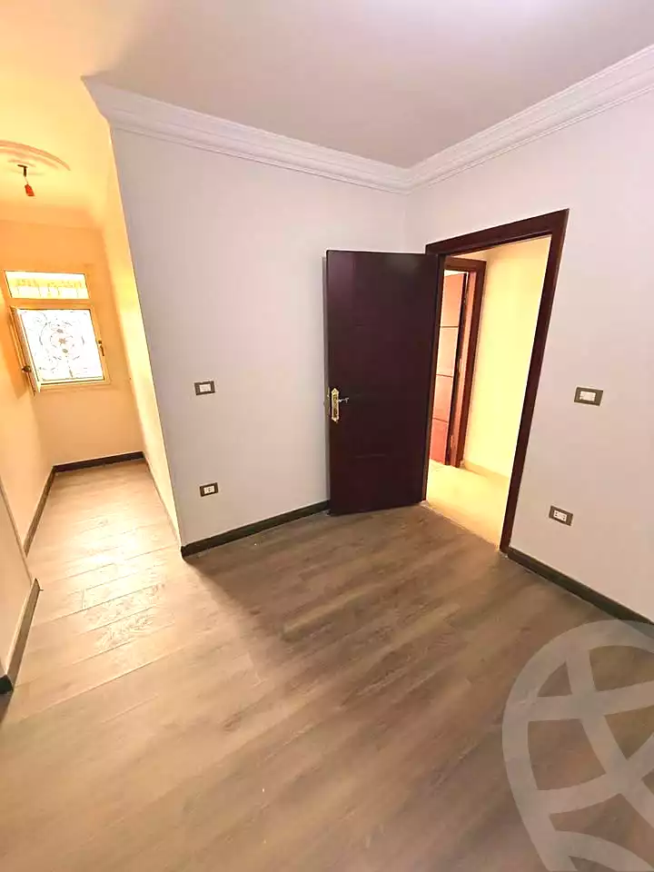 https://aqarmap.com.eg/ar/listing/6649795-for-sale-alexandria-el-mandara-alex-el-mandara-bahri-sidi-kamal-st