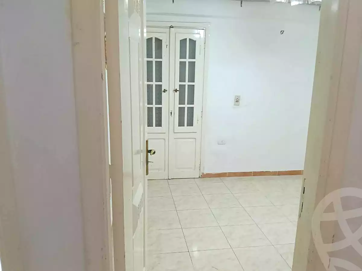 https://aqarmap.com.eg/en/listing/6649837-for-sale-alexandria-lsywf-el-falki