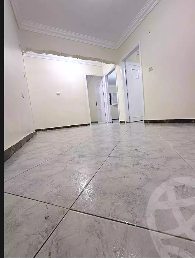 https://aqarmap.com.eg/ar/listing/6650054-for-sale-cairo-helwan-mnshy-yn-hlwn-rael-st