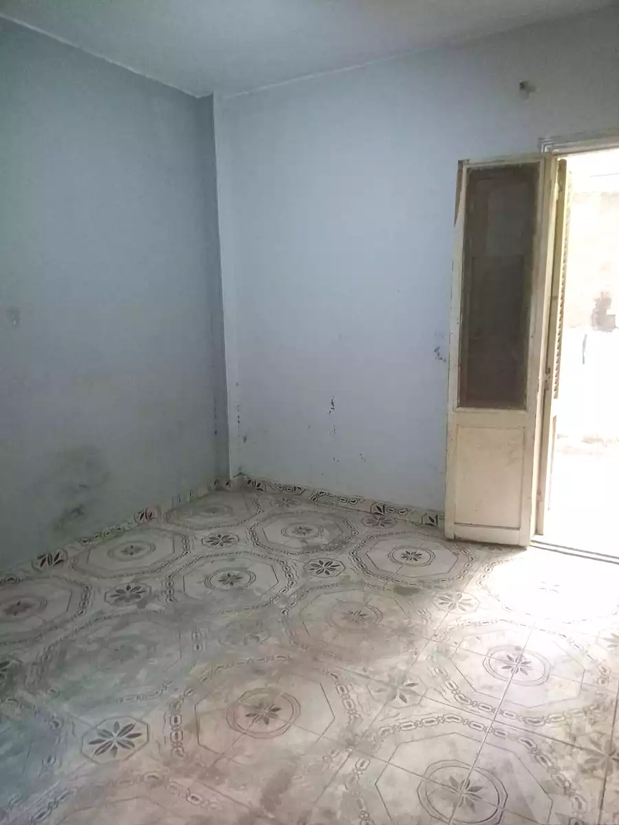 https://aqarmap.com.eg/ar/listing/6650396-for-sale-cairo-ain-shams-ain-shams-el-sharkia-el-eshrein-stt