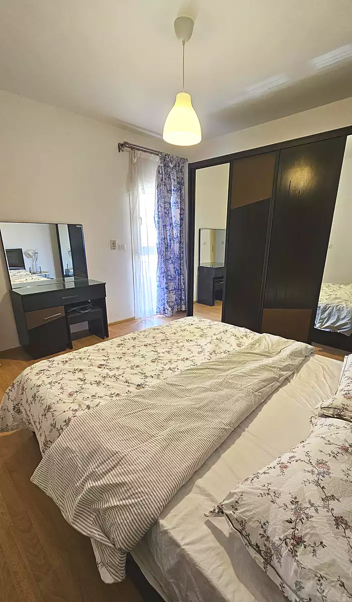 https://aqarmap.com.eg/ar/listing/6650418-for-sale-cairo-new-cairo-madinaty-eleventh-zone-buildings-group-112