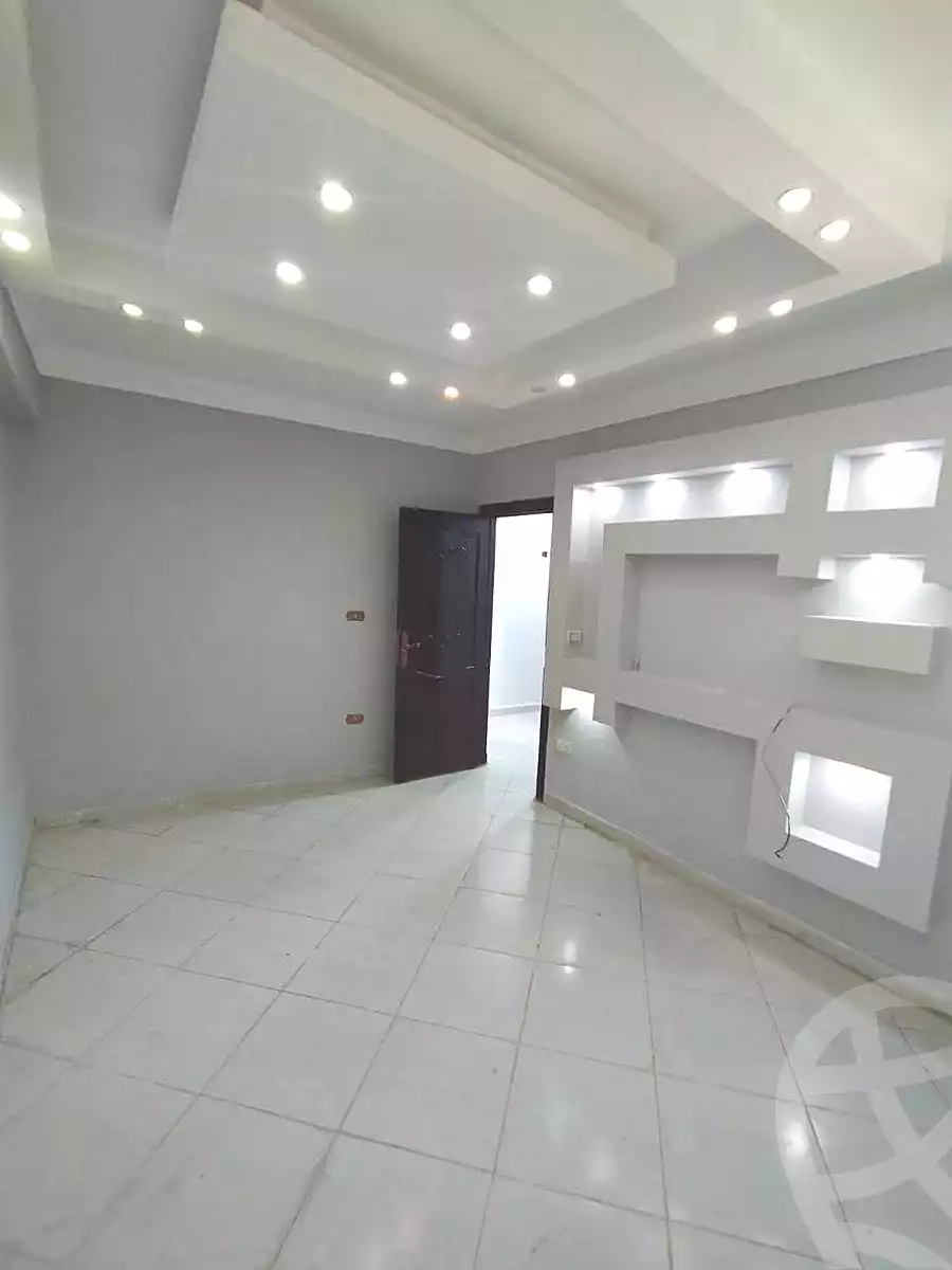 https://aqarmap.com.eg/en/listing/6650450-for-sale-alexandria-lsywf-el-falki