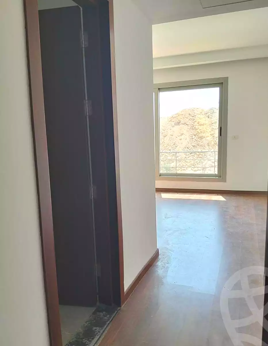 https://aqarmap.com.eg/ar/listing/6650781-for-sale-cairo-6th-of-october-compounds-palm-parks