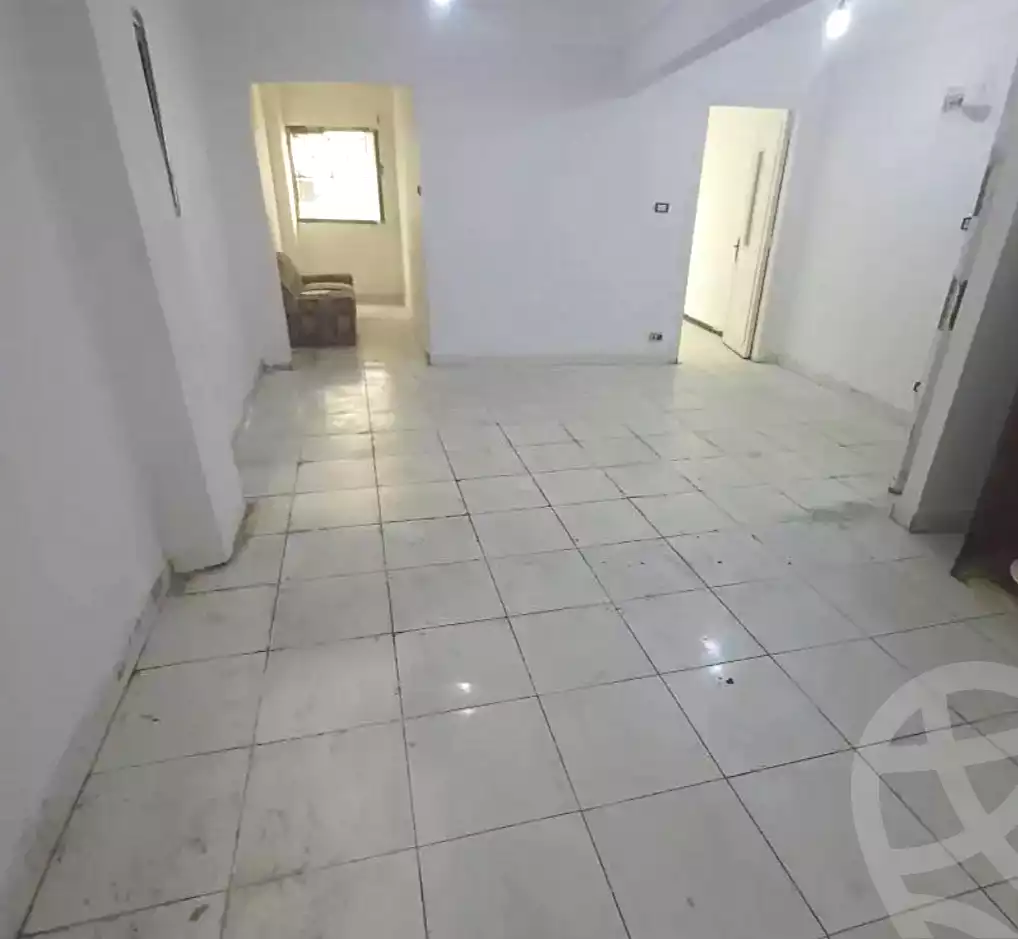 https://aqarmap.com.eg/ar/listing/6650982-for-sale-alexandria-sydy-bshr-sydy-bshr-bhry-shr-khld-bn-lwlyd