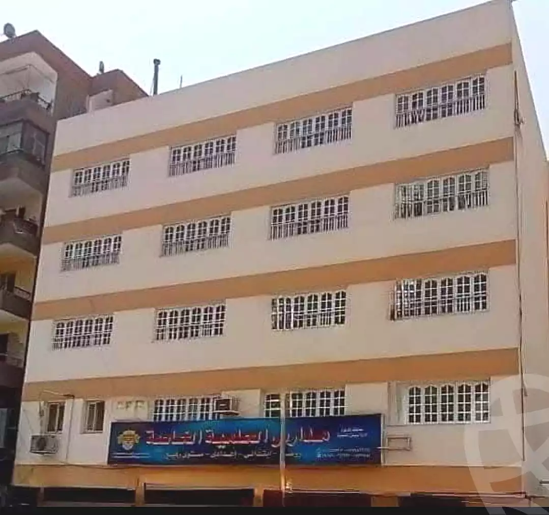 https://aqarmap.com.eg/en/listing/6651203-for-sale-cairo-el-zaytun-hlmy-lzytwn-ibn-el-hakam-sq