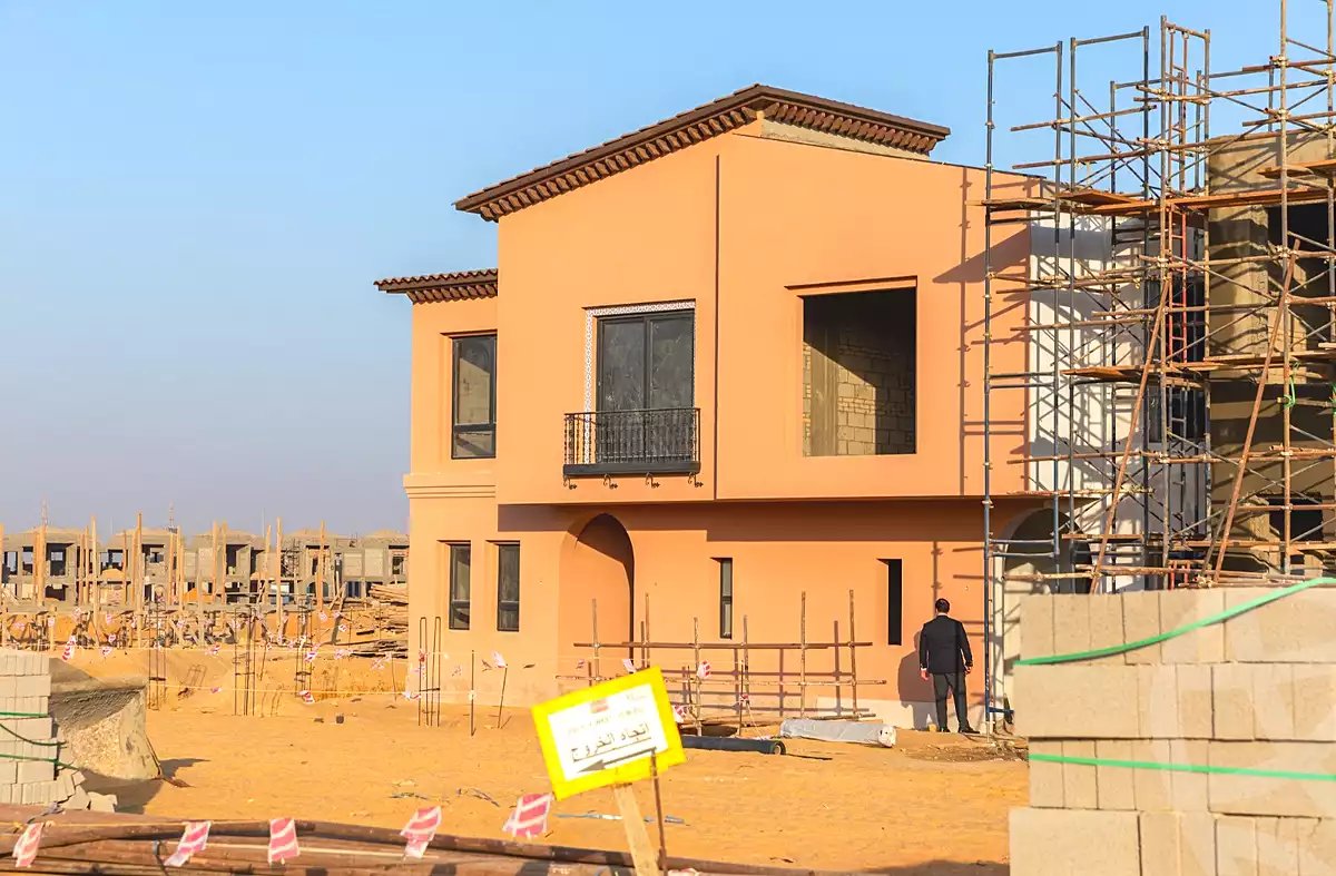 https://aqarmap.com.eg/ar/listing/6651518-for-sale-cairo-el-sheikh-zayed-city-compounds-kmbwnd-fyldj-wyst-dr-llttwyr