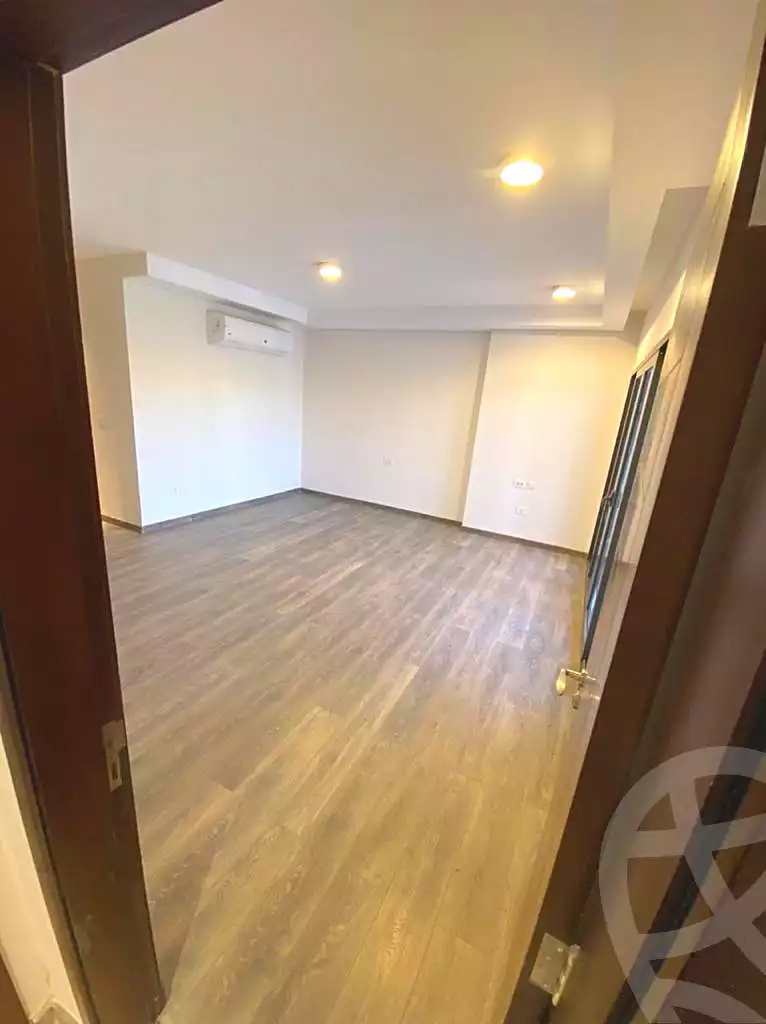 https://aqarmap.com.eg/ar/listing/6651534-for-rent-cairo-new-cairo-compounds-zyd-yst