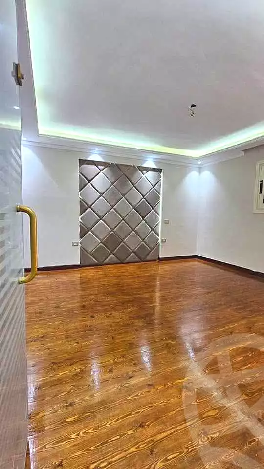 https://aqarmap.com.eg/en/listing/6651761-for-sale-alexandria-el-asafra-l-sfr-bhry