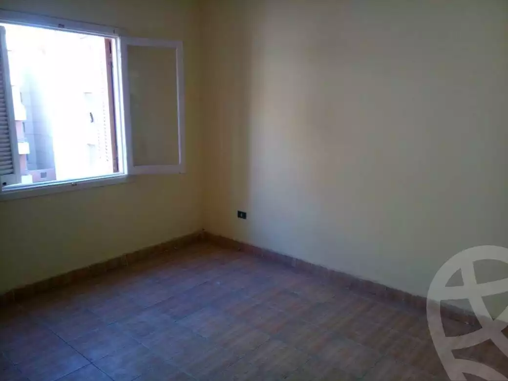 https://aqarmap.com.eg/ar/listing/6651849-for-sale-cairo-helwan-helwan-el-sharkeya-saleh-sobhy-st