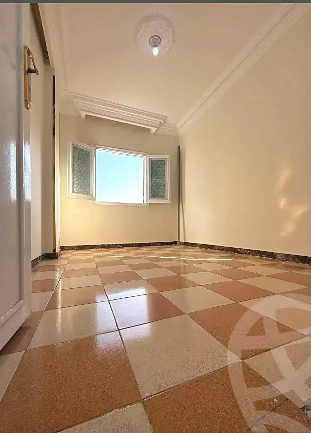 https://aqarmap.com.eg/en/listing/6651866-for-sale-cairo-helwan-mnshy-yn-hlwn-mansour-st