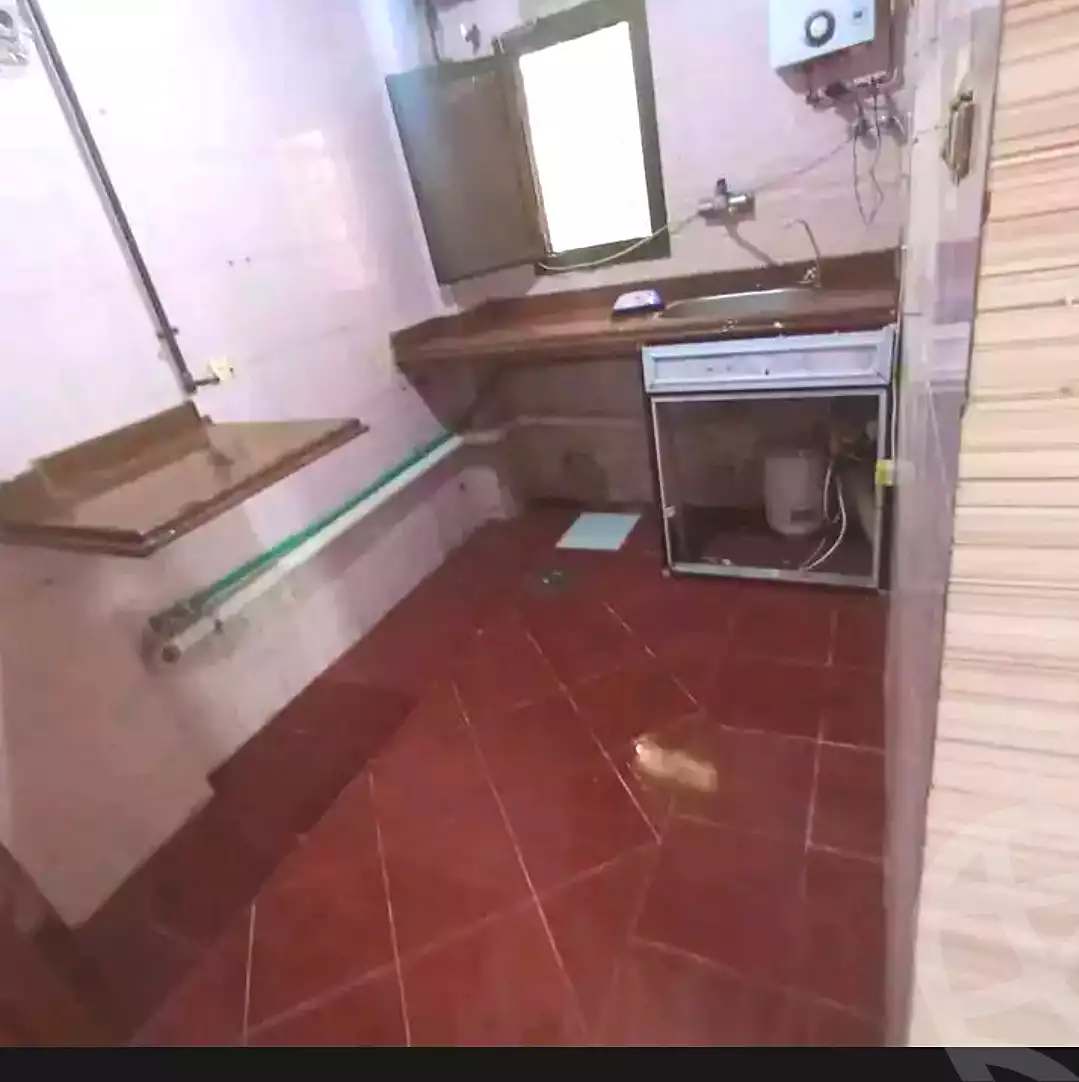 https://aqarmap.com.eg/ar/listing/6652285-for-sale-alexandria-sydy-bshr-sydy-bshr-bhry-gamal-abd-el-nasir-st
