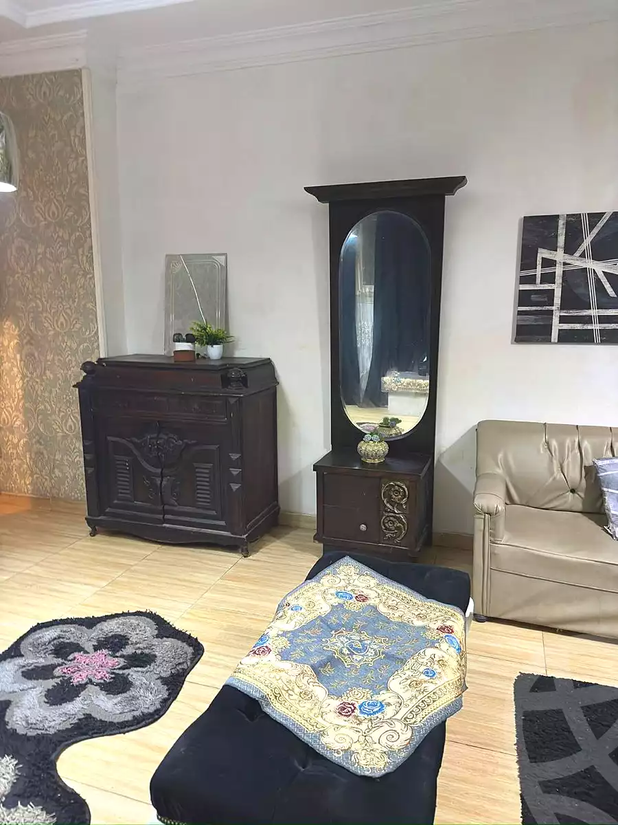 https://aqarmap.com.eg/ar/listing/6652755-for-rent-cairo-6th-of-october-el-ahyaa-neighborhood-4th