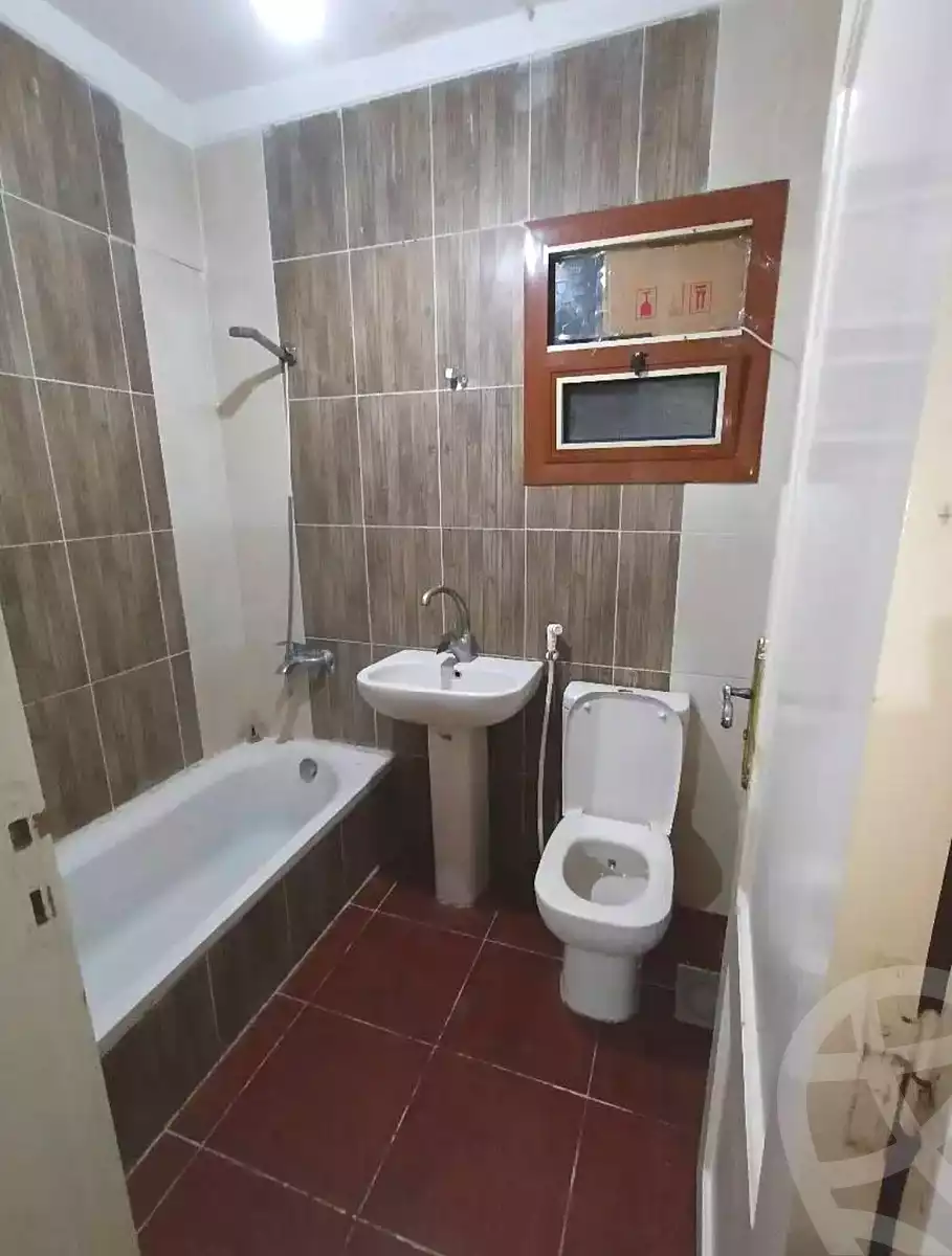 https://aqarmap.com.eg/ar/listing/6653563-for-sale-alexandria-sydy-bshr-sydy-bshr-bhry-gamal-abd-el-nasir-st