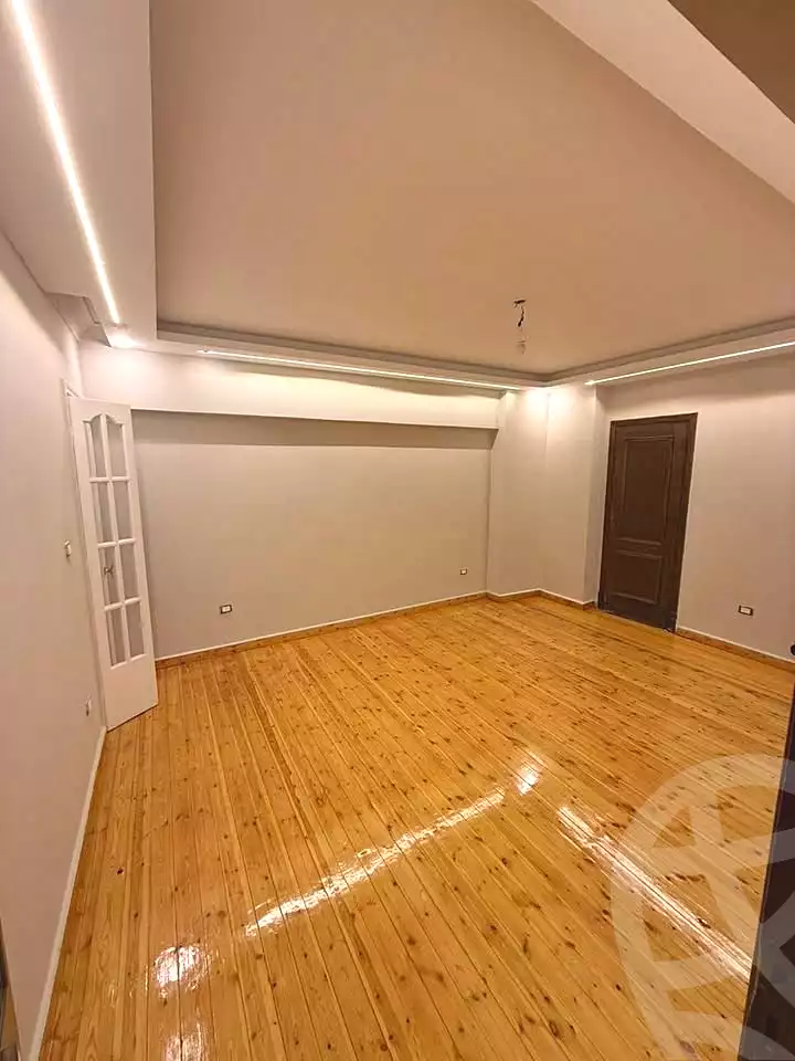 https://aqarmap.com.eg/ar/listing/6653961-for-sale-alexandria-glim