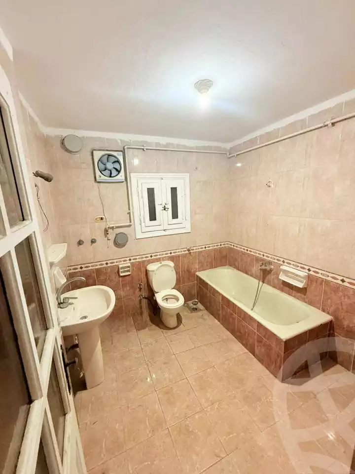 https://aqarmap.com.eg/ar/listing/6654432-for-rent-alexandria-el-asafra-shr-45