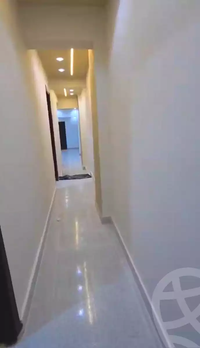 https://aqarmap.com.eg/ar/listing/6655391-for-sale-alexandria-l-jmy-bw-ywsf-hosni-mubarak-st