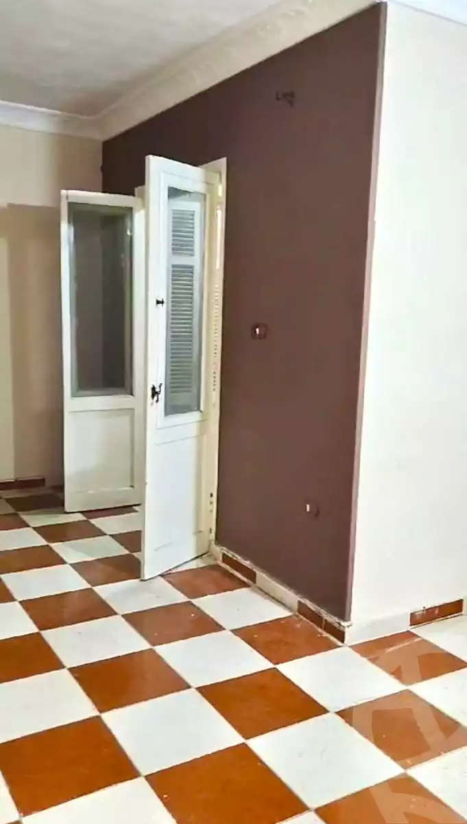 https://aqarmap.com.eg/ar/listing/6655378-for-sale-alexandria-l-jmy-lbytsh-al-aeda-al-kadema-st
