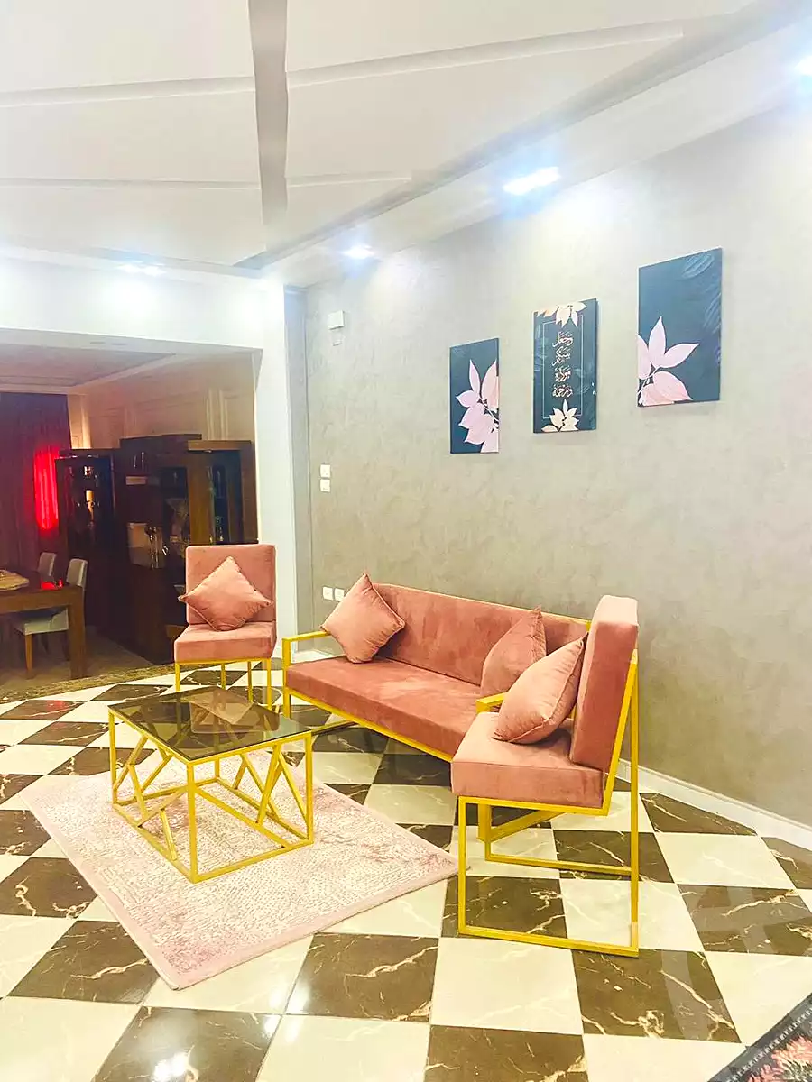 https://aqarmap.com.eg/ar/listing/6655456-for-sale-cairo-6th-of-october-el-ahyaa-neighborhood-2nd-ebad-el-rahman-st